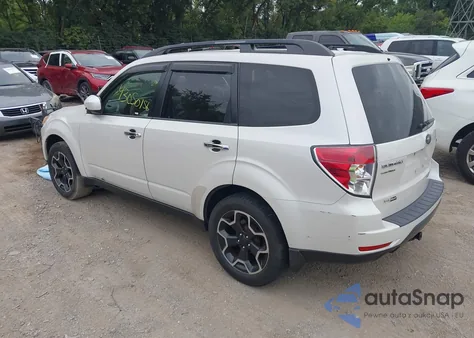 2010 Subaru Forester 2.5X Premium из США, поврежденный, VIN JF2SH6CC5AH747155